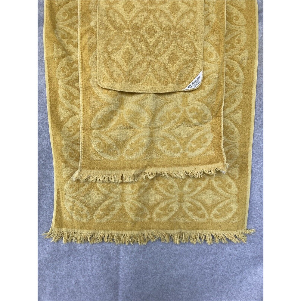 Set of 6 Vintage Fashion Manor Towel Set Yellow